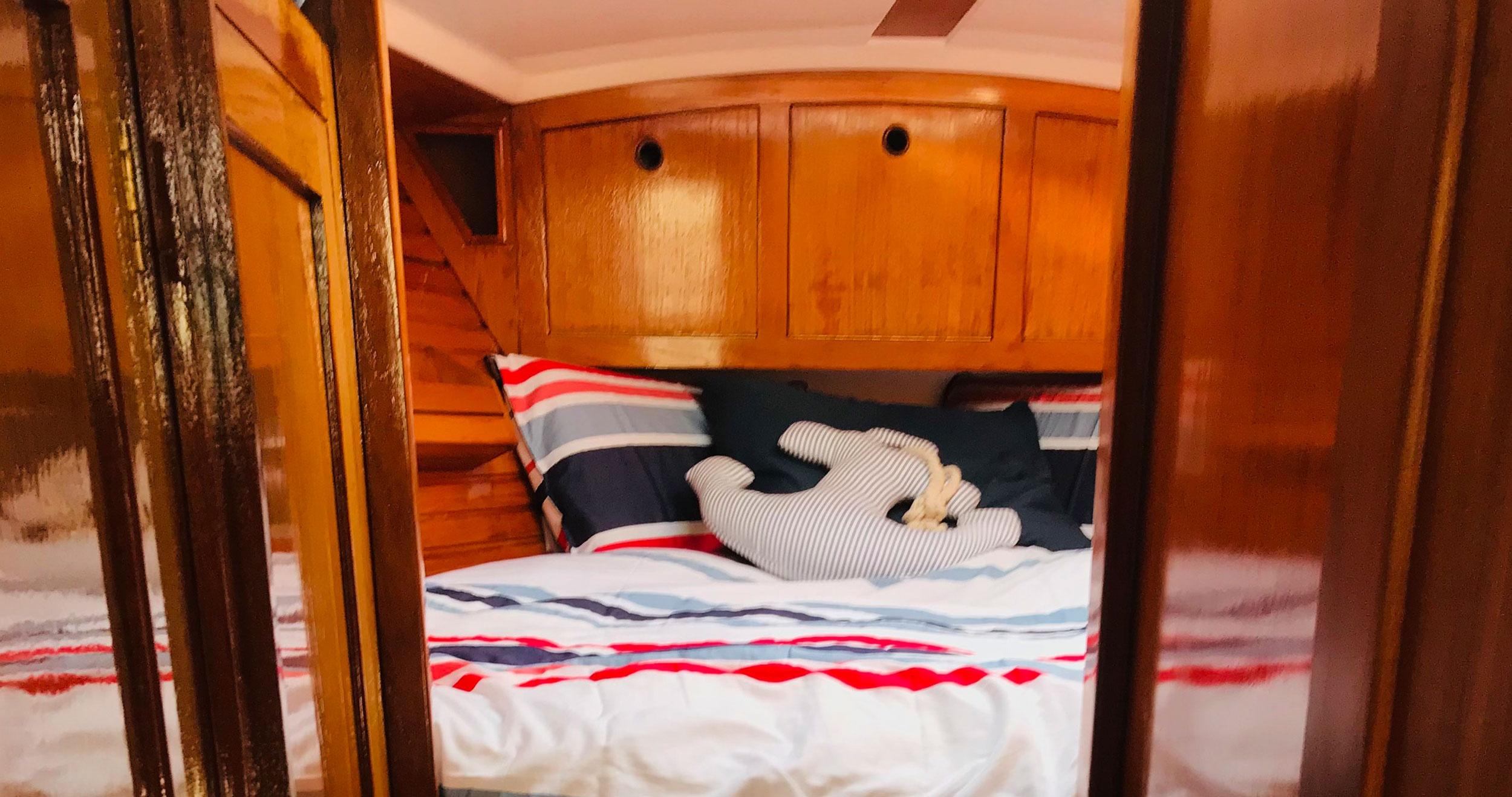Cabine avant du voilier La Duchesse